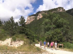 Stage Natha Yoga Therapeutique Hautes Alpes Montagne 300x225